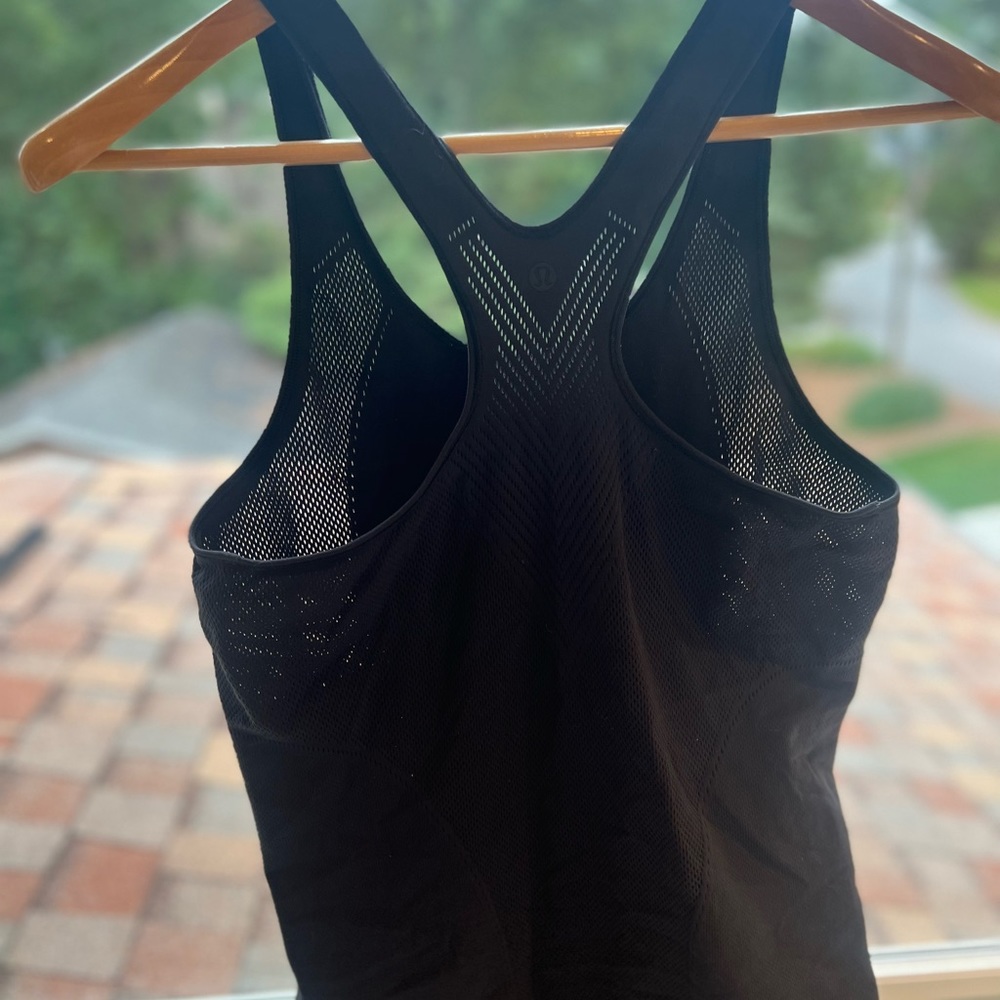 Lululemon Tank - Picture 3 of 3